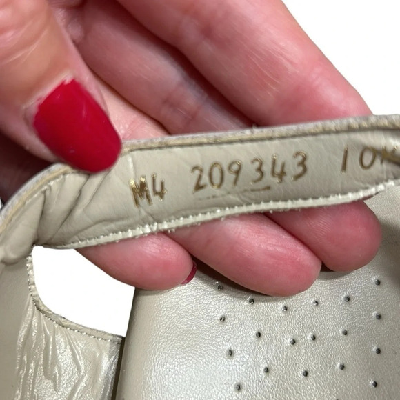 SAS sandals ,women size 10.5 Suntimer Pearl Cream colored,Velcro,comfy,1.5” heel - Picture 10 of 17